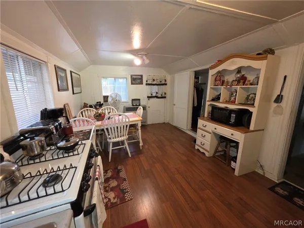 $225,000 | 2606 Whispering Pines Drive, Running Springs, CA 92382