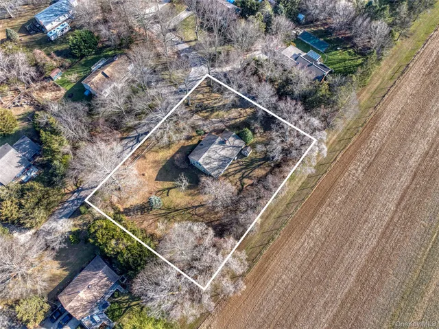 $1,100,000 | 65 Greenway West, Orient, NY 11957