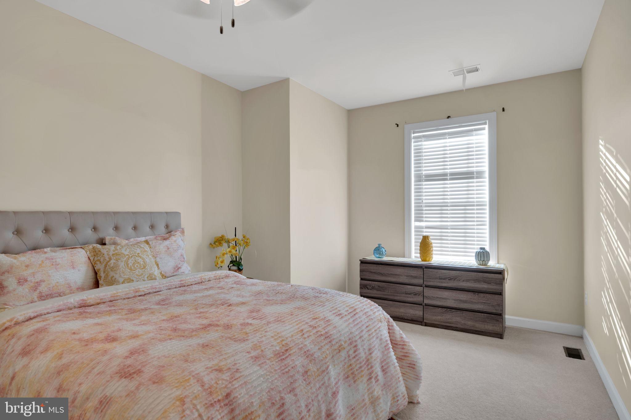 16379 Rusty Rudder Drive Woodbridge, VA 22191 - Photo 35 of 54