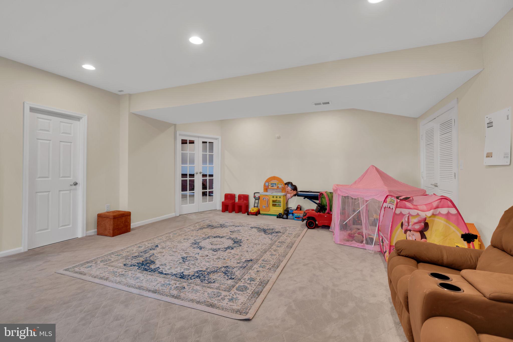 16379 Rusty Rudder Drive Woodbridge, VA 22191 - Photo 40 of 54