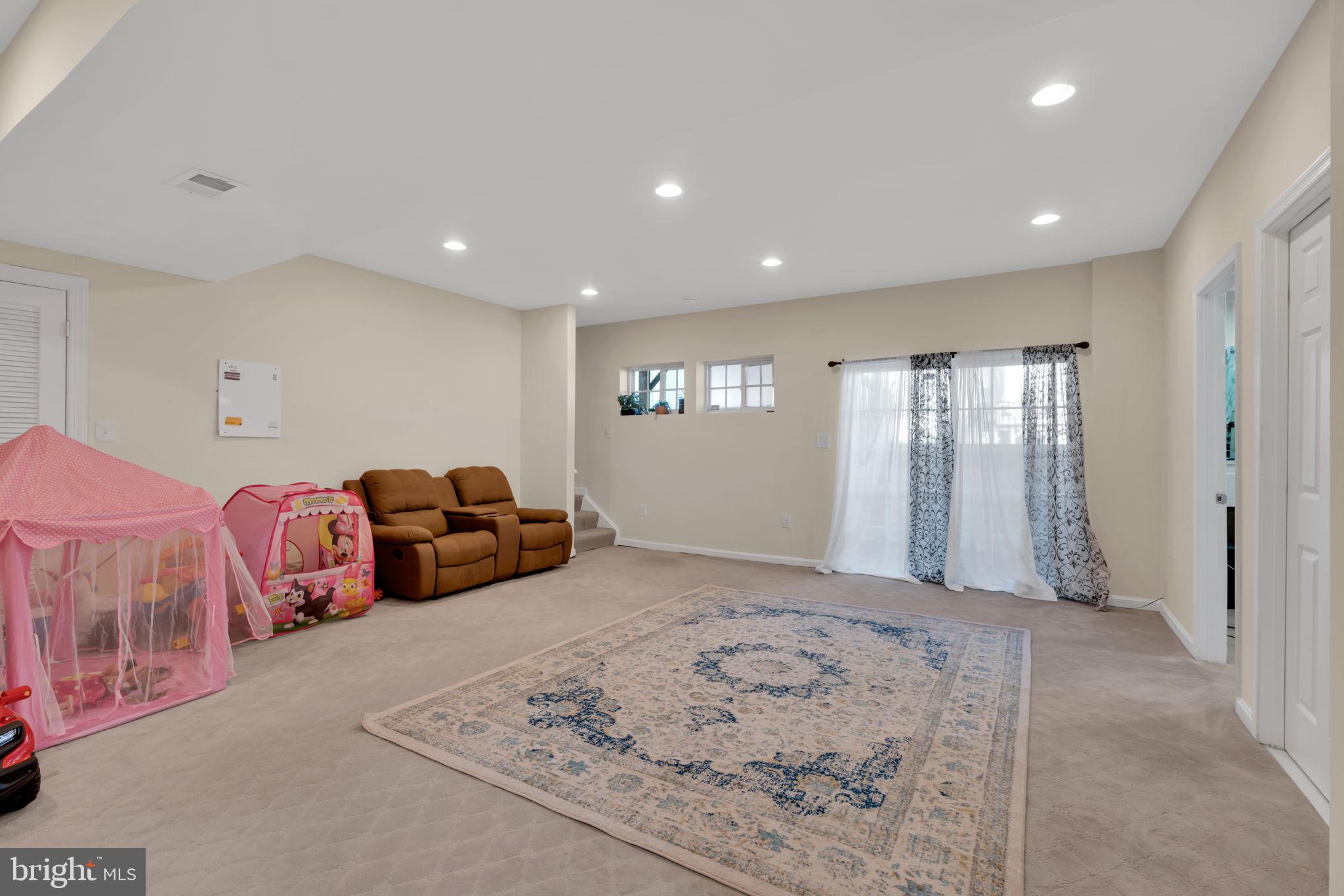 16379 Rusty Rudder Drive Woodbridge, VA 22191 - Photo 45 of 54