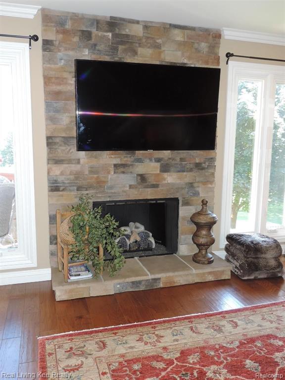 980 Golfview Court Rochester Hills, MI 48307 - Photo 6 of 43