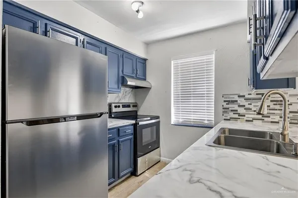 $1,425 | 2113 Gull Avenue, McAllen, TX 78504