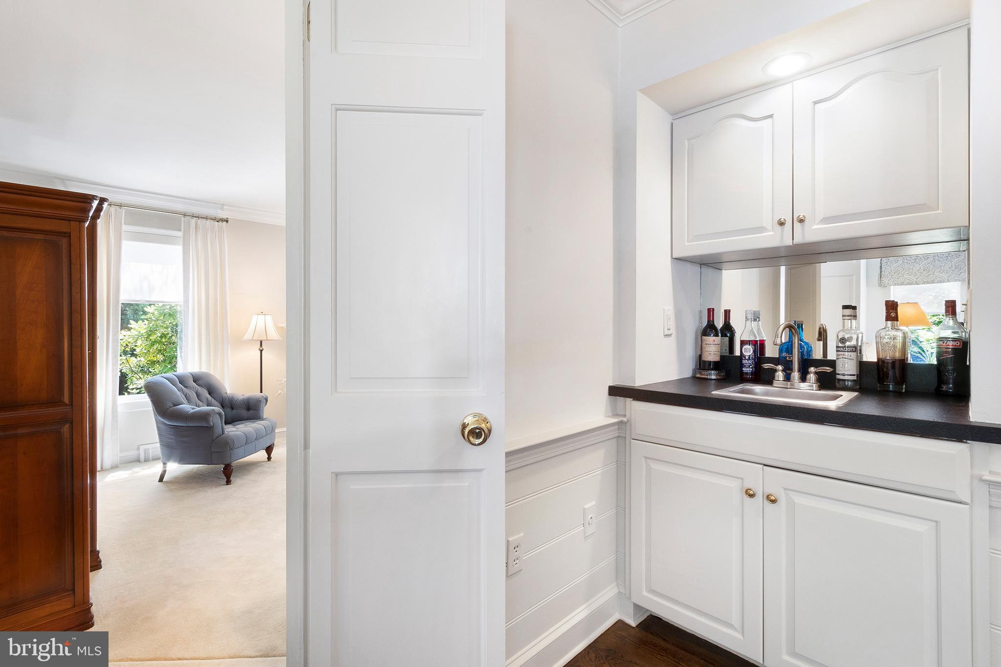 505 Northfield Road Devon, PA 19333 - Photo 7 of 38