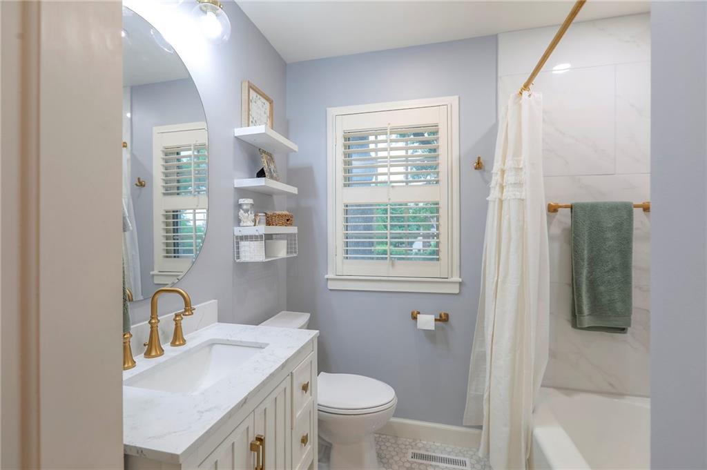 5401 Canterbury Road Fairway, KS 66205 - Photo 19 of 43