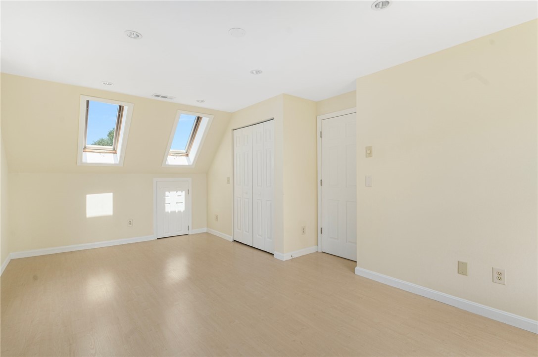 208 West View Road Middletown, RI 02842 - Photo 26 of 47