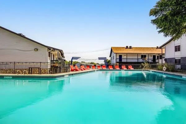 $671 | 2101 Burton Drive, Unit 1107, Austin, TX 78741