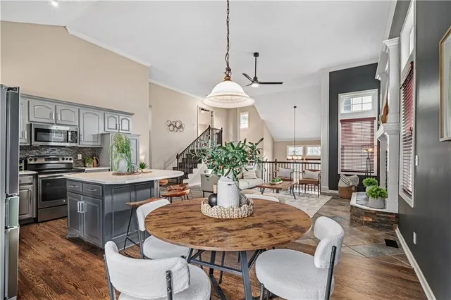 $515,000 | 4420 Grove Street, Shawnee, KS 66226