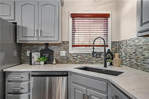 $515,000 | 4420 Grove Street, Shawnee, KS 66226