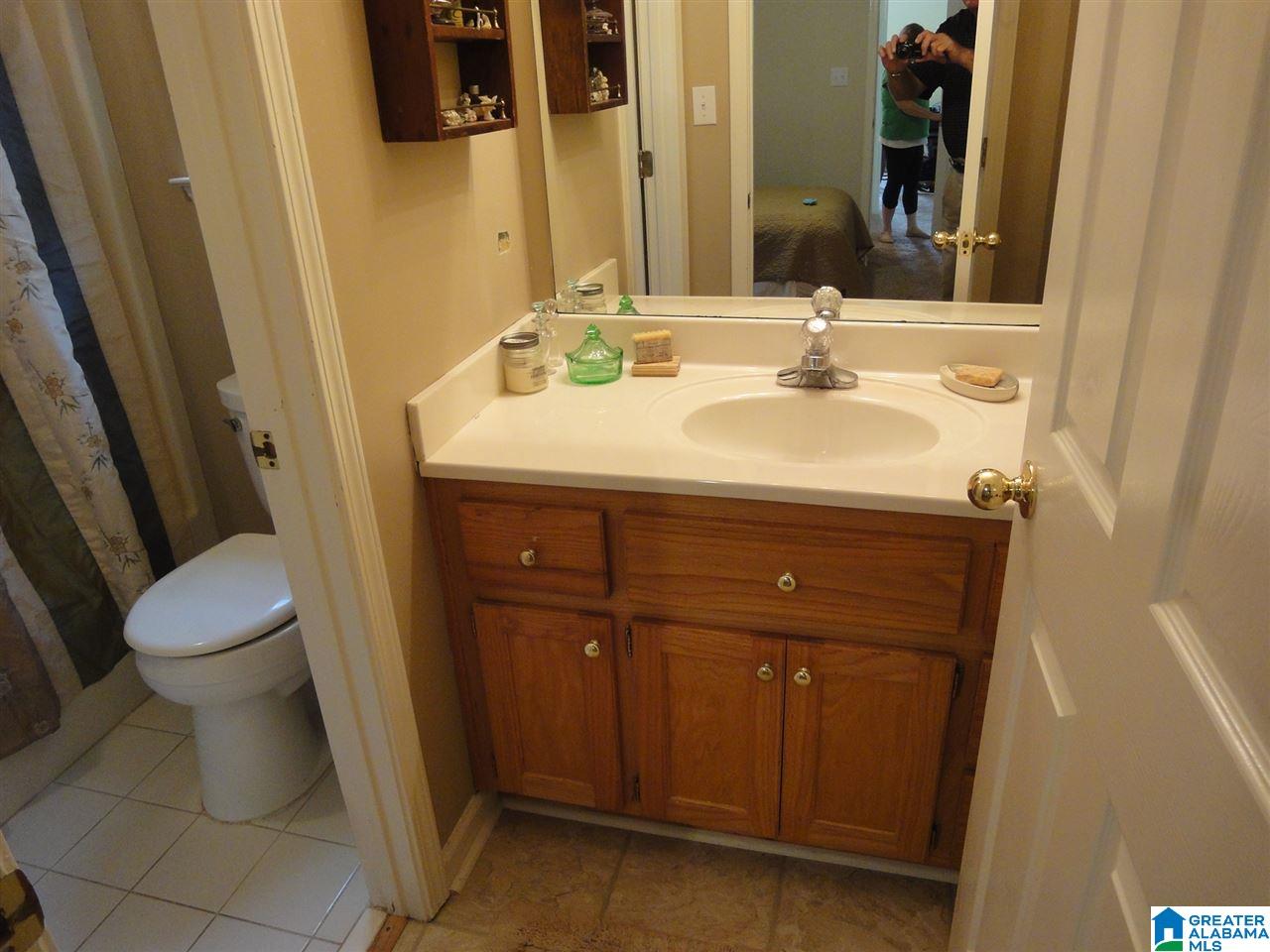 138 Cambridge Pointe Circle Alabaster, AL 35007 - Photo 21 of 40