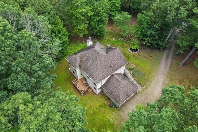 $424,900 | 191 Cedar Lane, Canadensis, PA 18325