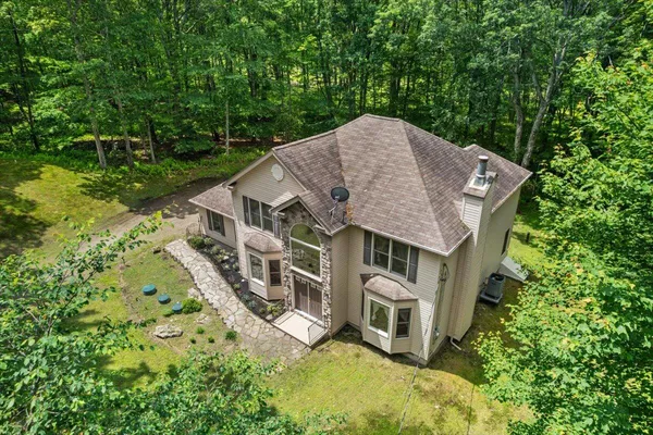 $424,900 | 191 Cedar Lane, Canadensis, PA 18325