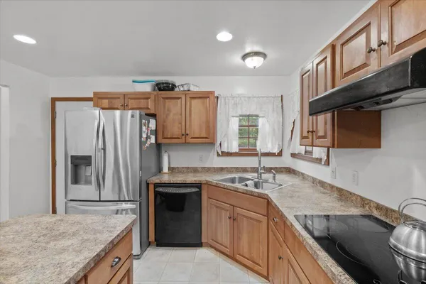 $424,900 | 191 Cedar Lane, Canadensis, PA 18325