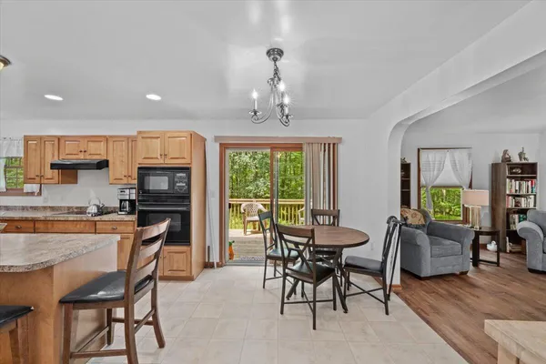$424,900 | 191 Cedar Lane, Canadensis, PA 18325