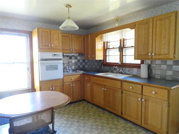 206 West Main Street Hopkinton, MA 01748 - Photo 3 of 22 Gallery Image 3