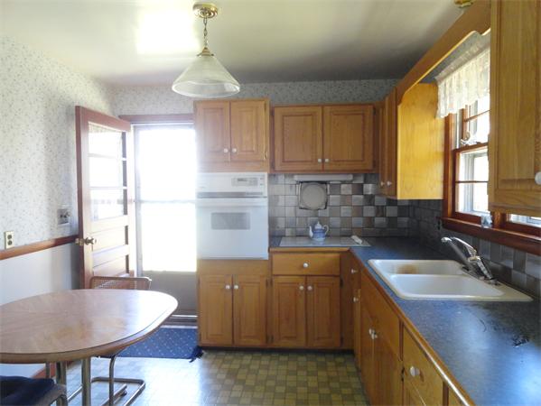 206 West Main Street Hopkinton, MA 01748 - Photo 4 of 22 Gallery Image 4