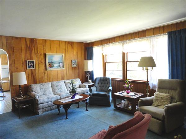 206 West Main Street Hopkinton, MA 01748 - Photo 5 of 22 Gallery Image 5