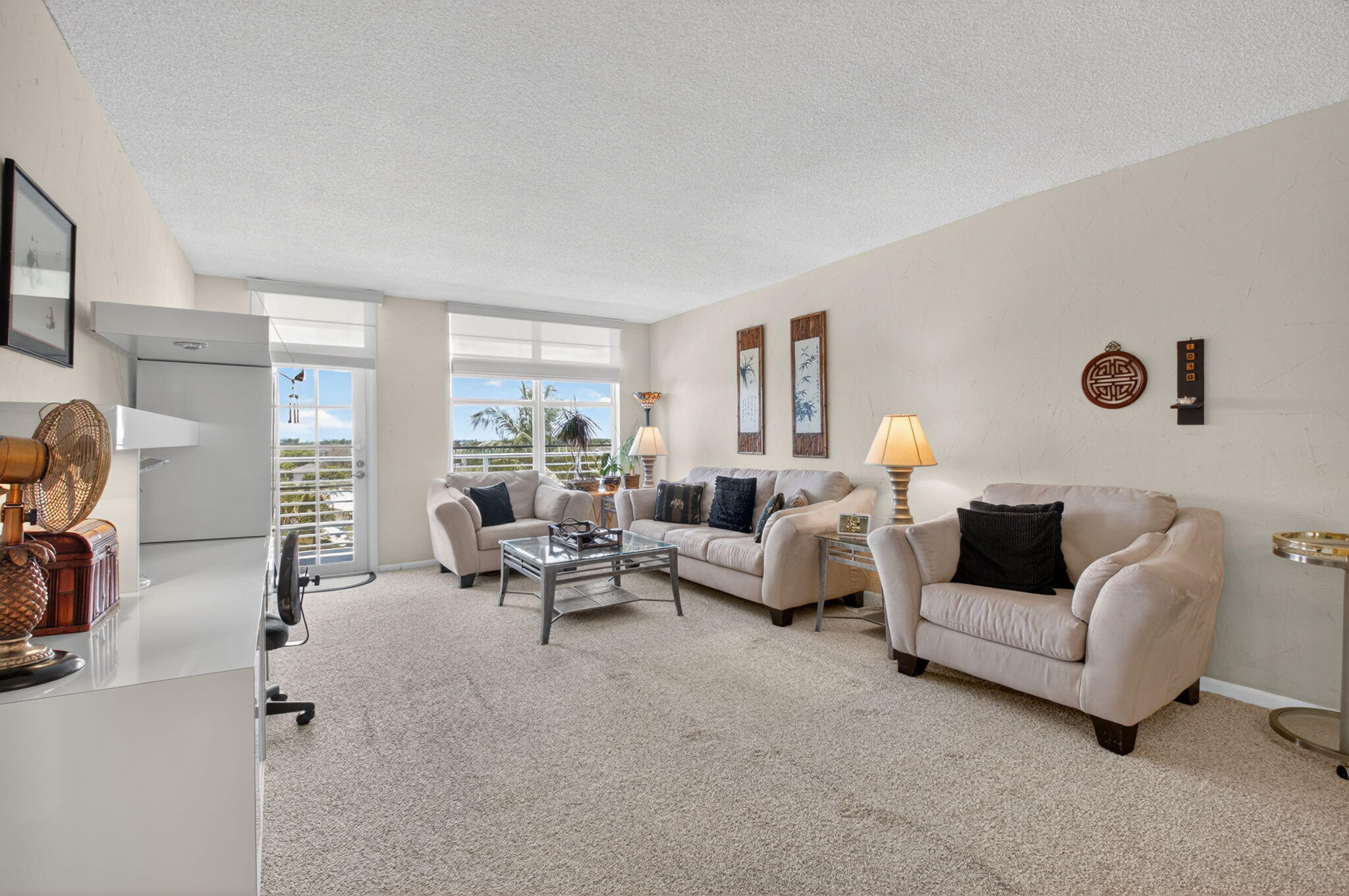 2851 South Ocean Boulevard, Unit 5M Boca Raton, FL 33432 - Photo 7 of 46 Living Area