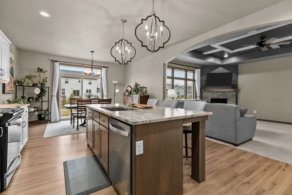 $575,000 | 2934 East Turquoise Lane, Appleton, WI 54913