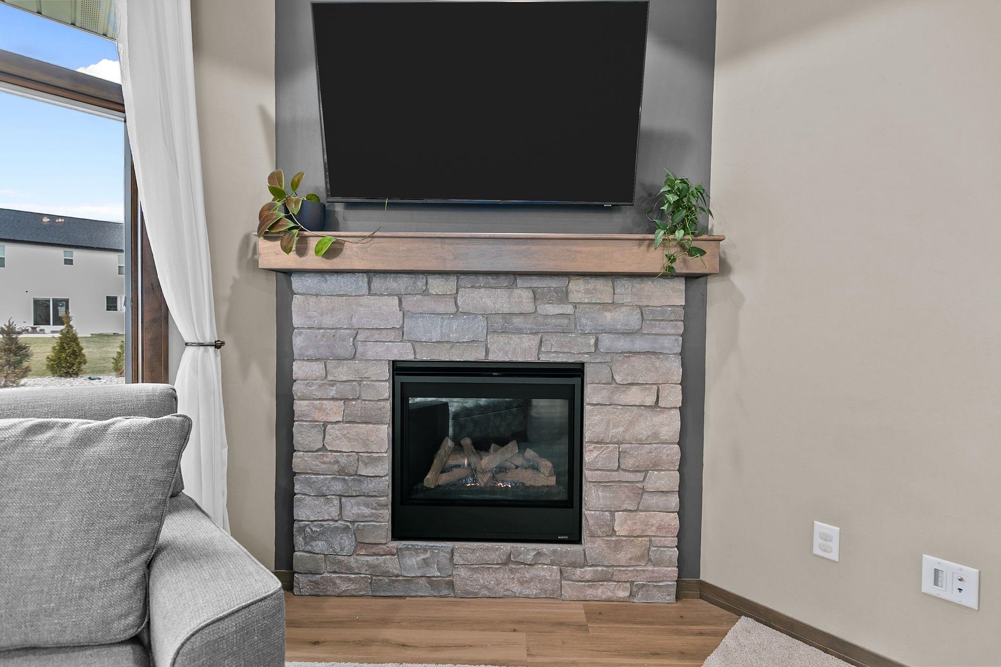 2934 East Turquoise Lane Appleton, WI 54913 - Photo 5 of 37