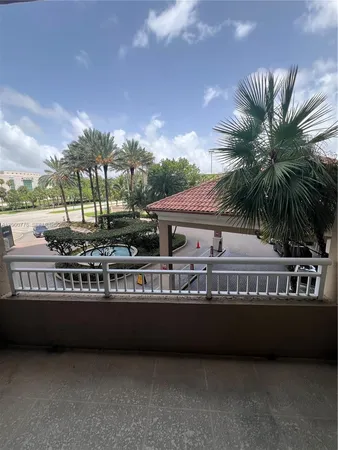 $3,100 | 19501 West Country Club Drive, Unit 210, Aventura, FL 33180