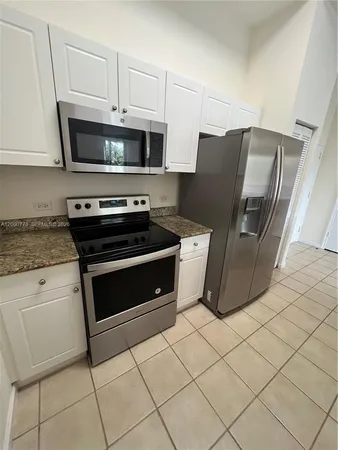 $3,100 | 19501 West Country Club Drive, Unit 210, Aventura, FL 33180
