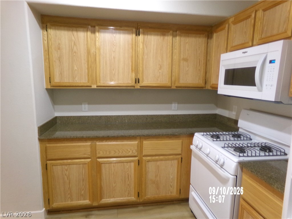 10550 West Alexander Road, Unit 2099 Las Vegas, NV 89129 - Photo 5 of 24 Gallery Image 5