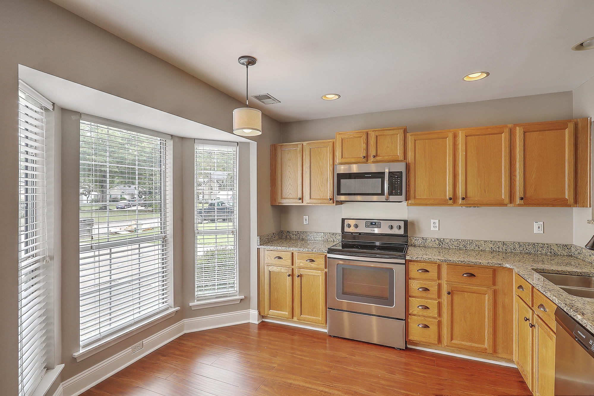 557 Pritchards Point Drive Mount Pleasant, SC 29464 - Photo 12 of 26 Bay Window in Kitchen