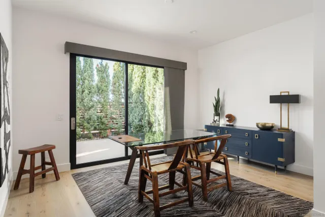 a en suite bathroom with a toilet sink and mirror