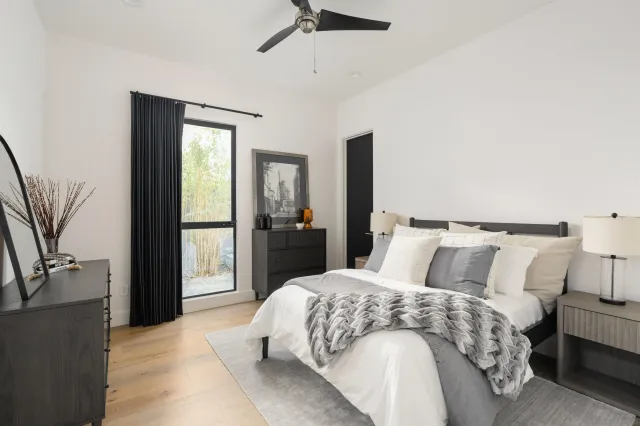 a car parked in front of a building