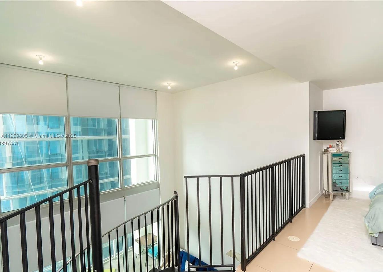 300 South Biscayne Boulevard, Unit L1208 Miami, FL 33131 - Photo 7 of 10 a view of a balcony