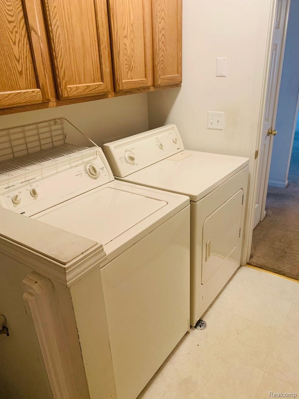 29669 Reed Drive Flat Rock, MI 48134 - Photo 7 of 11 Reed5 - Copy - Copy - Copy.jpg