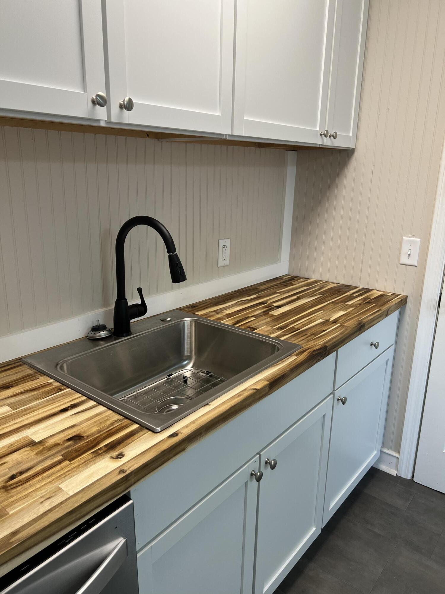 611 State Rd S-15-78 Walterboro, SC 29488 - Photo 11 of 30 611 Francis Street