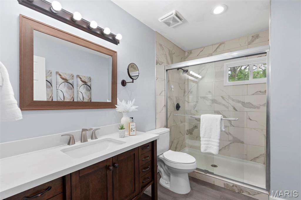 449 Hillcrest Boulevard Ballwin, MO 63021 - Photo 19 of 31