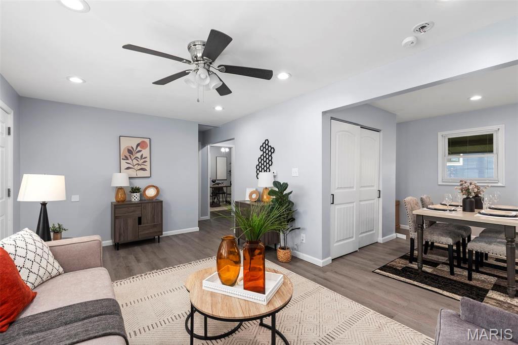 449 Hillcrest Boulevard Ballwin, MO 63021 - Photo 8 of 31