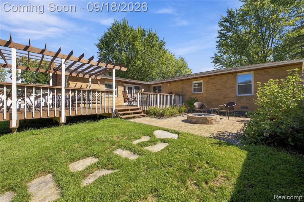 11184 Fenton Road Fenton, MI 48430 - Photo 38 of 48 Gallery Image 38