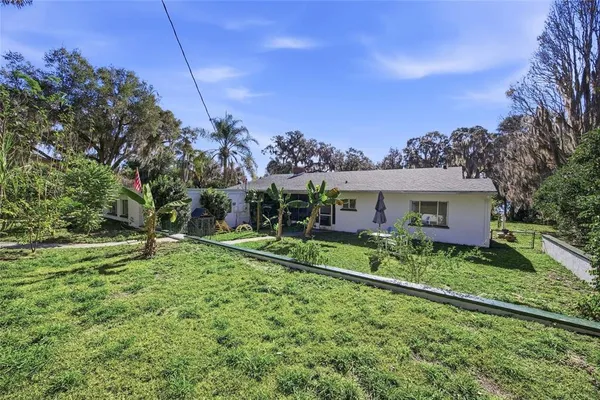 $539,900 | 280 Palm Court, Umatilla, FL 32784