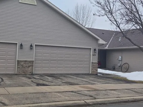 $223,500 | 625 Meadow Lane, Norwood Young America, MN 55397