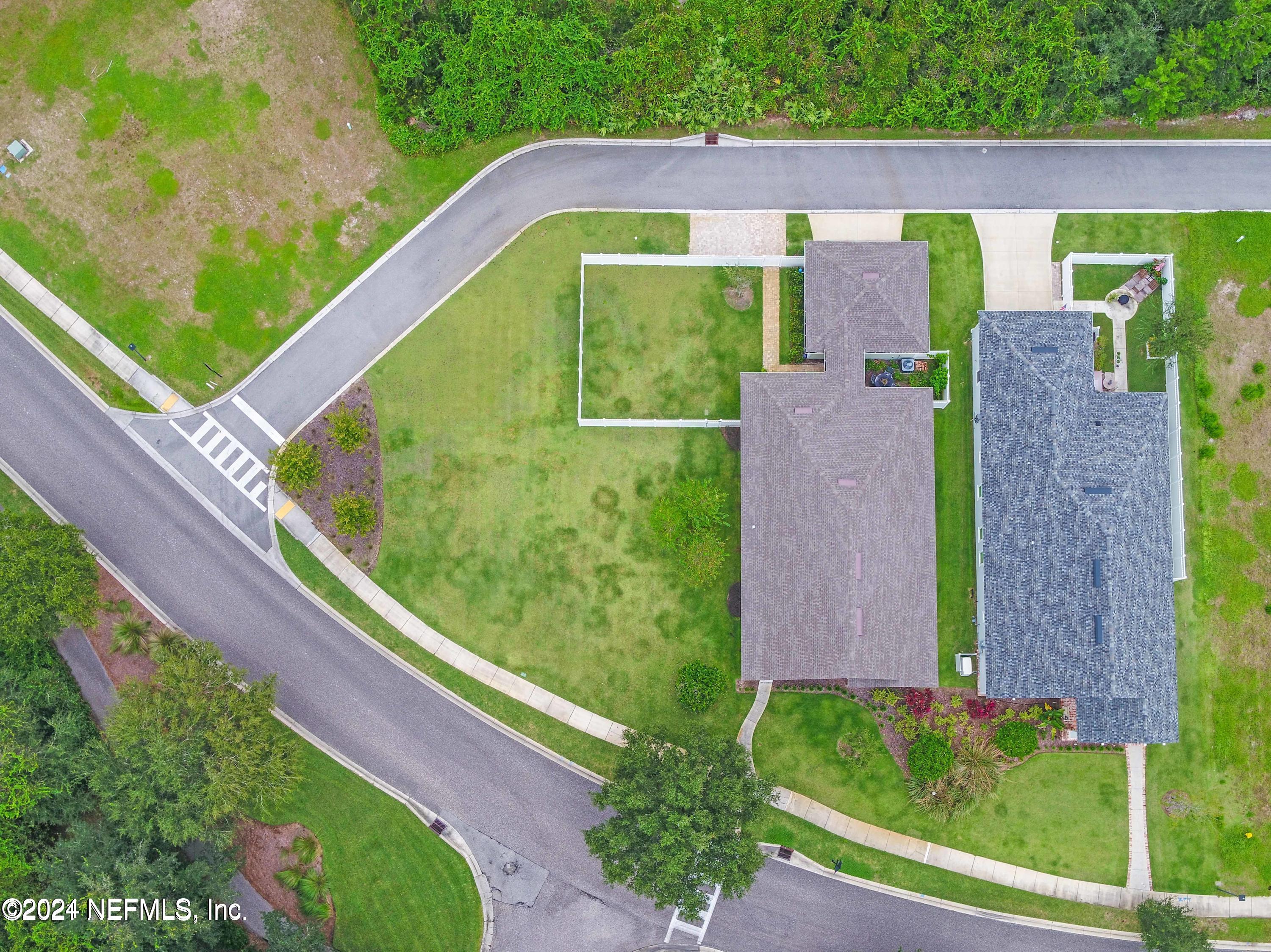 744 South Loop Parkway St. Augustine, FL 32095 - Photo 10 of 14 a view of a building from a balcony