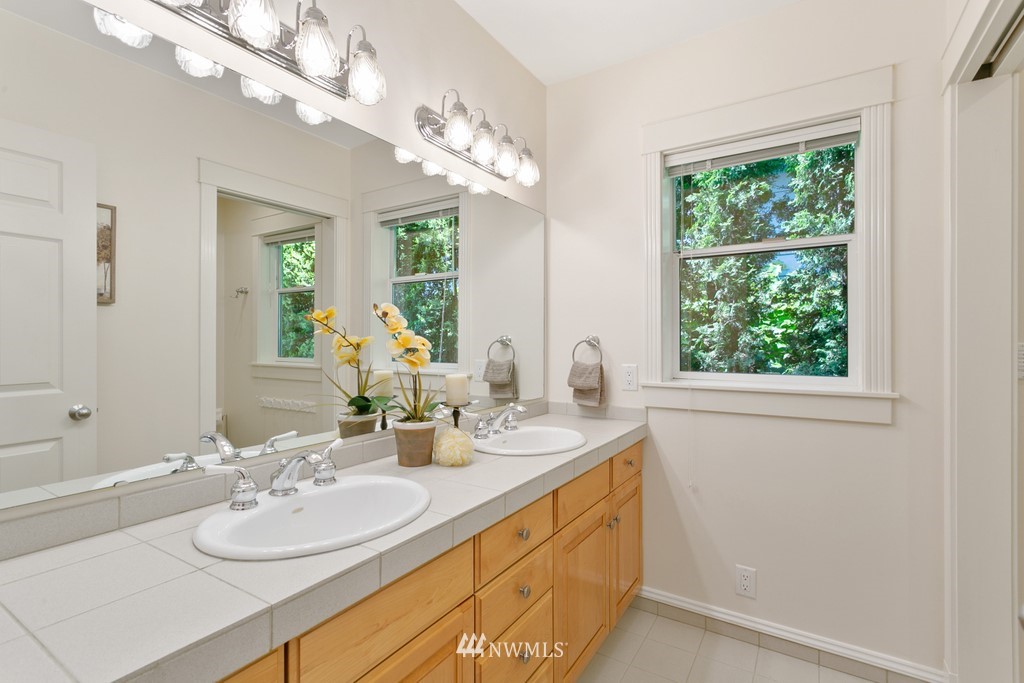 5406 45th Avenue Southwest Seattle, WA 98136 - Photo 22 of 33 Gallery Image 22