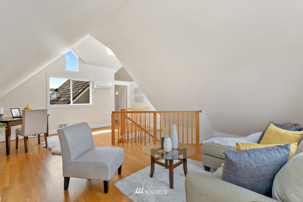 5406 45th Avenue Southwest Seattle, WA 98136 - Photo 8 of 33 Gallery Image 8