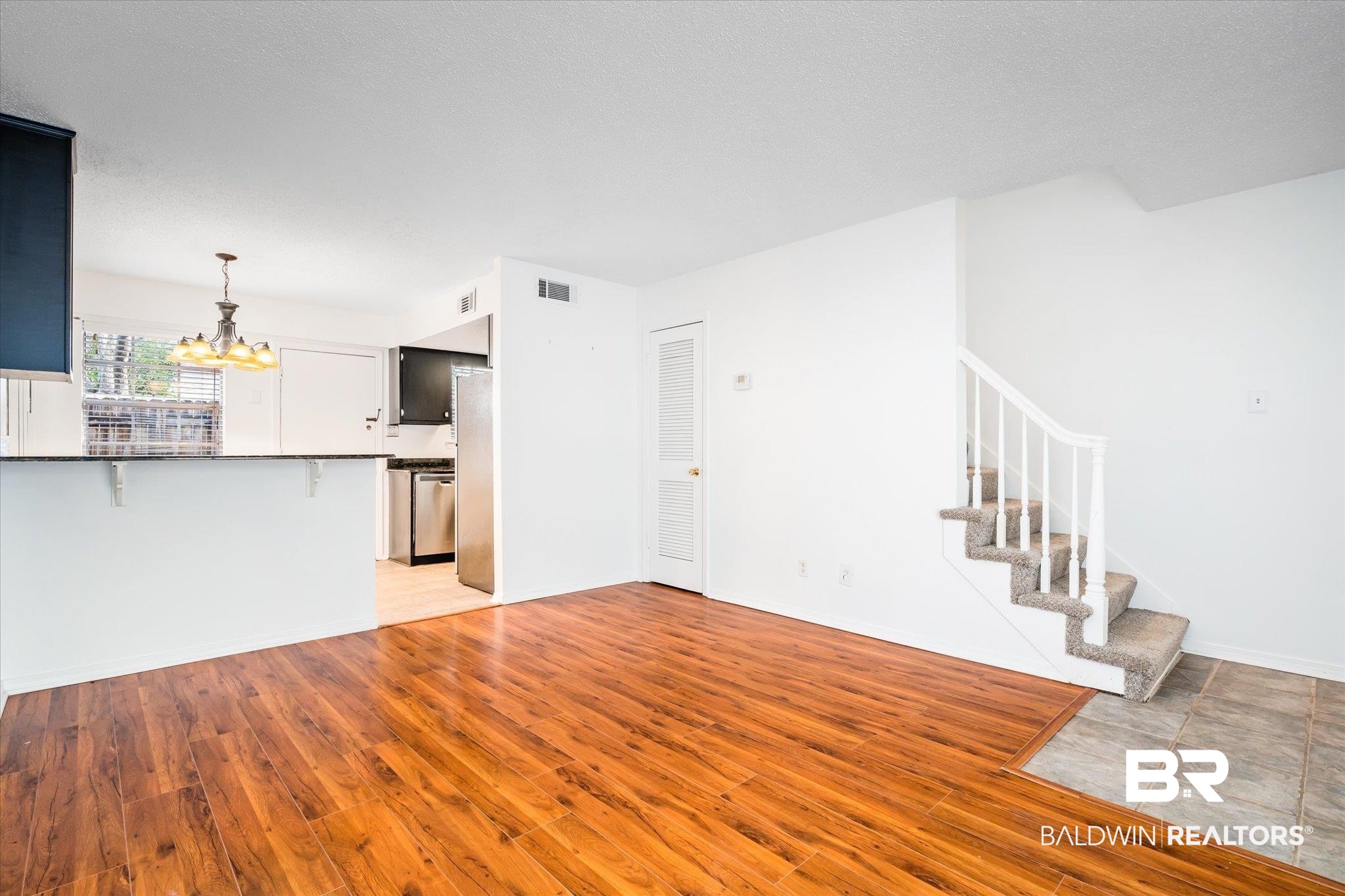 124 Du Rhu Drive, Unit B Mobile, AL 36608 - Photo 4 of 21