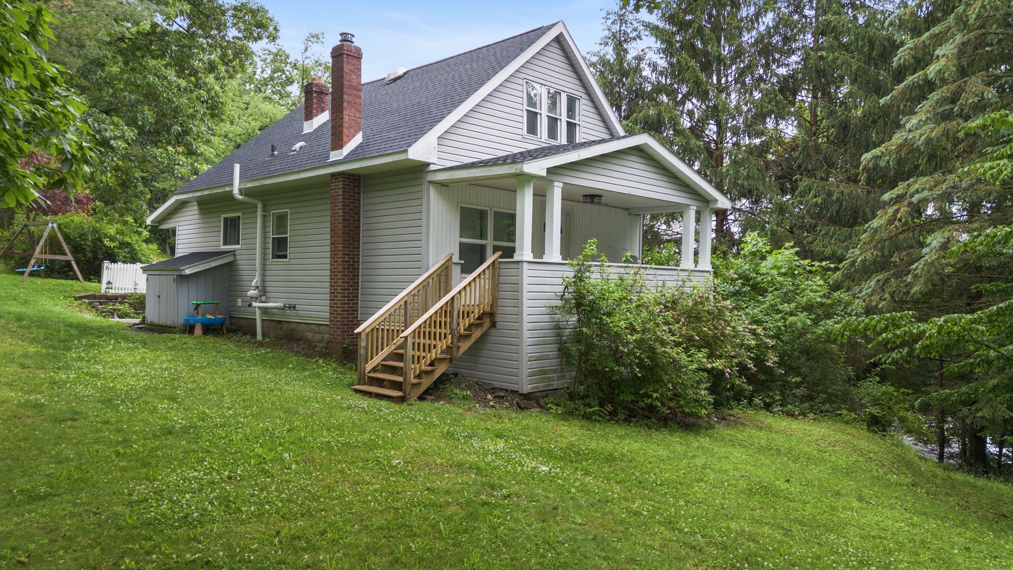 201 Smith Hill Road Binghamton, NY 13905 - Photo 4 of 38
