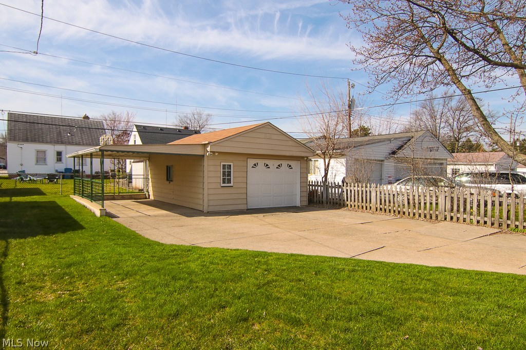 1215 Hillsdale Road Parma, OH 44134 - Photo 25 of 26