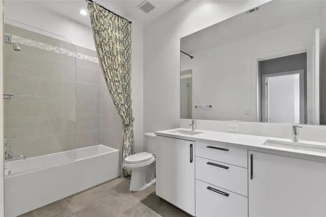 $7,000 | 4521 San Felipe Street, Unit 2204, Houston, TX 77027