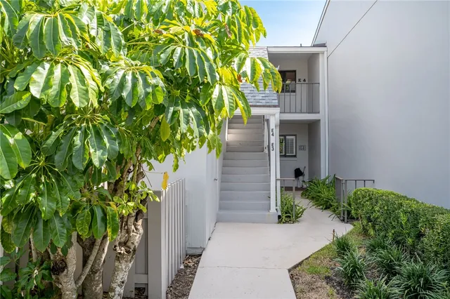 $7,000 | 2155 Galleon Drive, Unit E4, Vero Beach, FL 32963