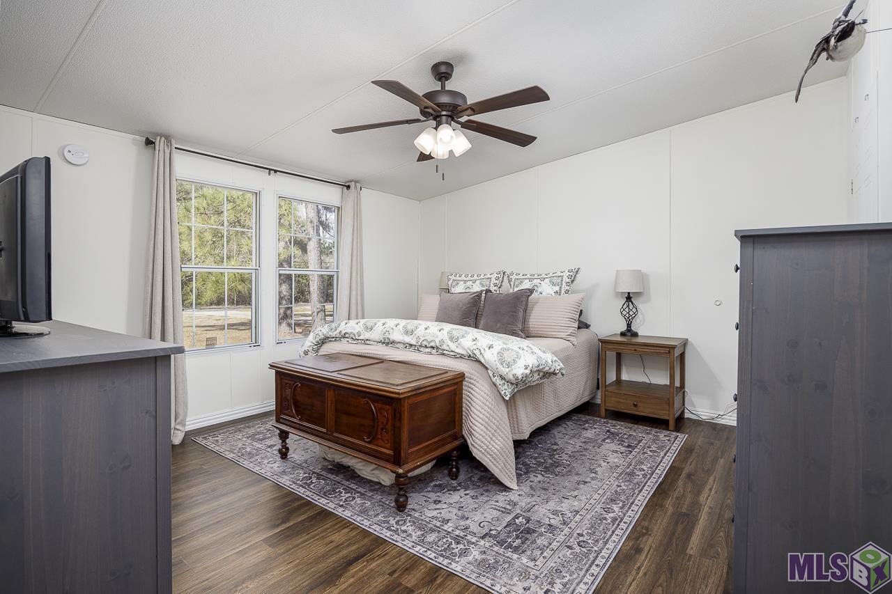 9486 Reine Road St. Amant, LA 70774 - Photo 9 of 18 Primary Bedroom