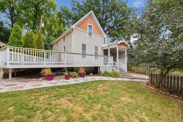 $219,900 | 409 Oakland Avenue, Council Bluffs, IA 51503