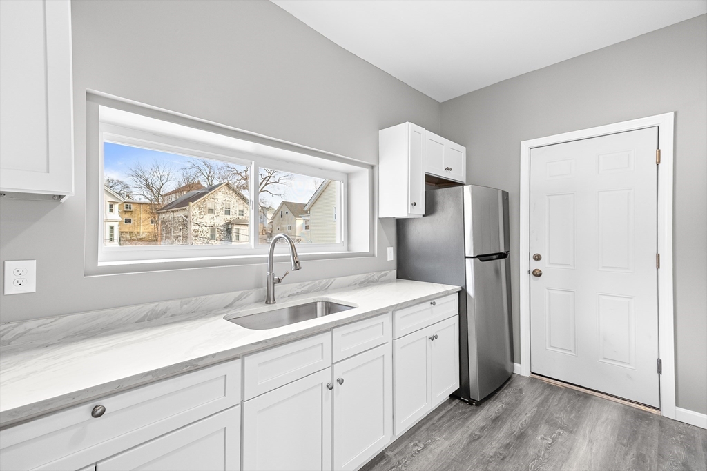 712 Eastern Avenue, Unit 3 Fall River, MA 02723 - Photo 2 of 13