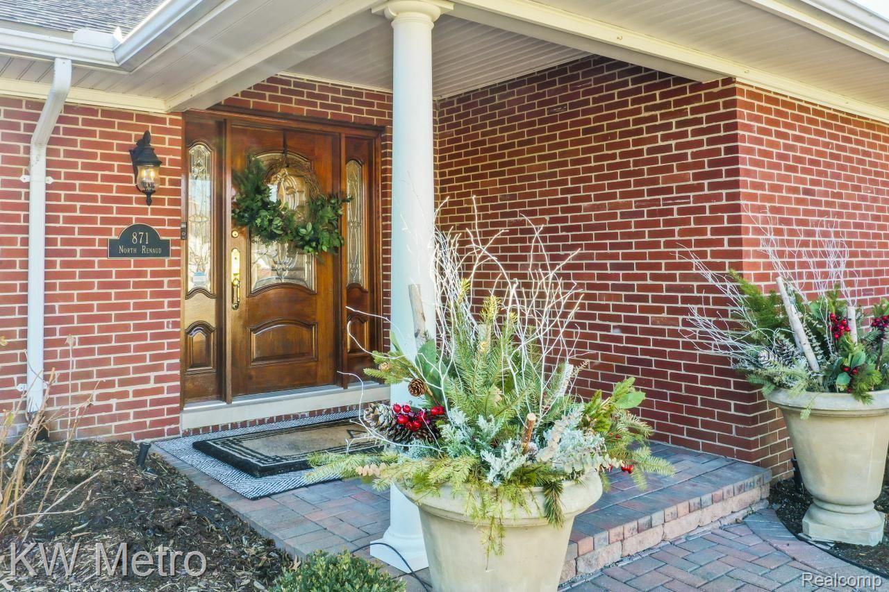 871 North Renaud Road Grosse Pointe, MI 48236 - Photo 55 of 64 Front Entry - Beautiful Wood Door & Etched Glass Side Lights